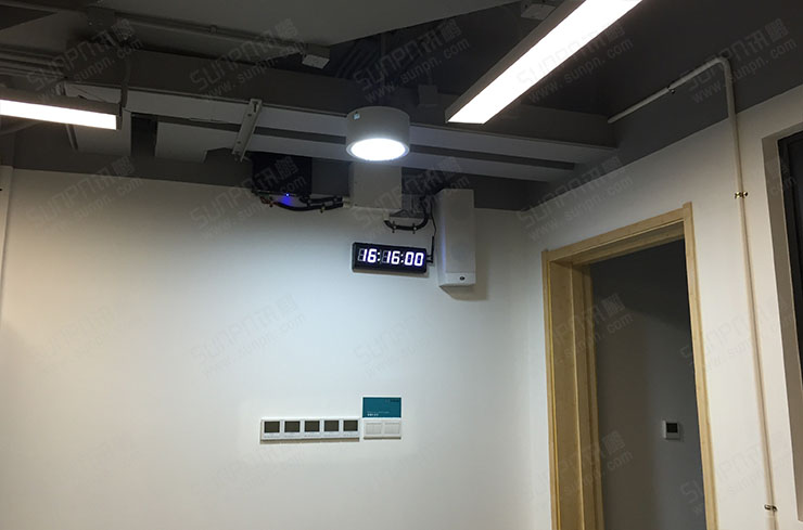 LED電子鐘.jpg LED電子鐘.jpg